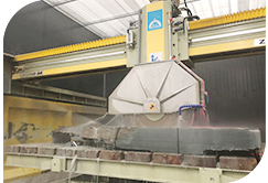 大型生產(chǎn)線(xiàn)